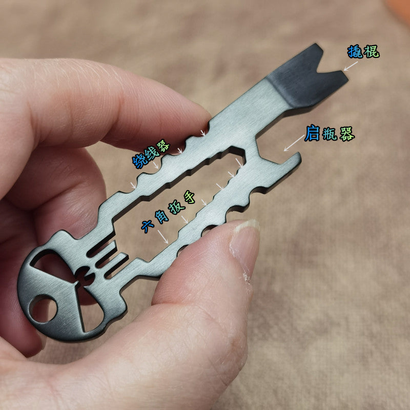 Titanium Skull Multi-Tool Keychain – 6-in-1 EDC Pry Bar