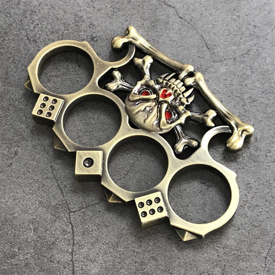 Creative Design Dice Skull Brass Knuckle Duster EDC