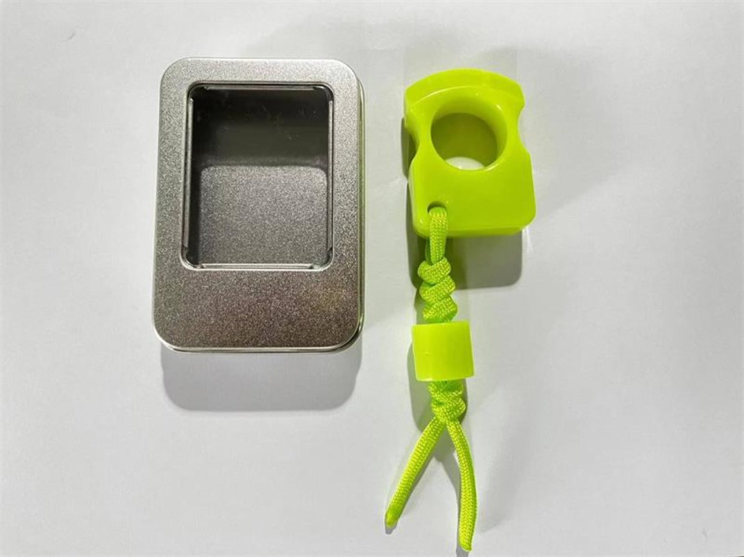 Pingente de autodefesa fluorescente não metálico Knuckle Duster
